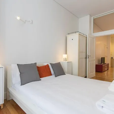 Lovelystay - Downtown Cosy Wonder Apartament *