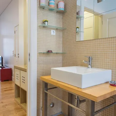 Apartment Lovelystay - Downtown Cosy Wonder *