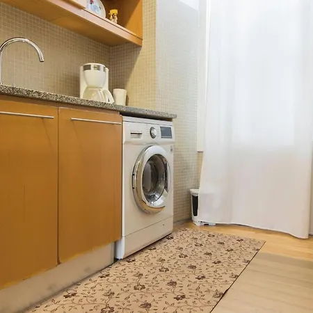 Apartment Lovelystay - Downtown Cosy Wonder