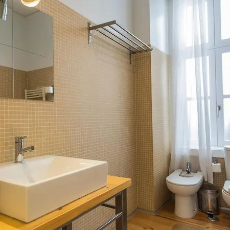 Apartment Lovelystay - Downtown Cosy Wonder