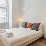 Lägenhet Downtown Cosy Wonder By Lovelystay Lisboa