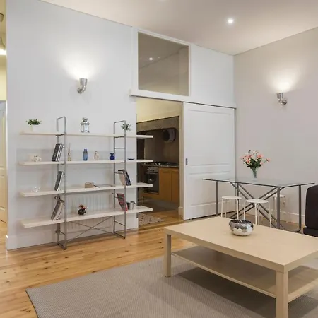 Downtown Cosy Wonder By Lovelystay Lisbon